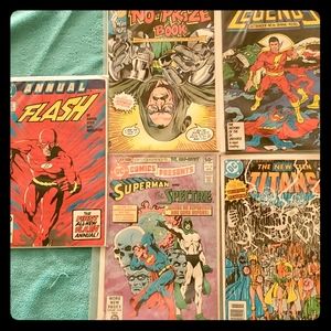 DC comics(5 comic books)